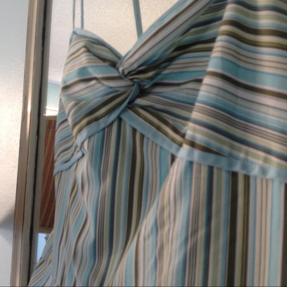 Dress - Picture 3 of 8